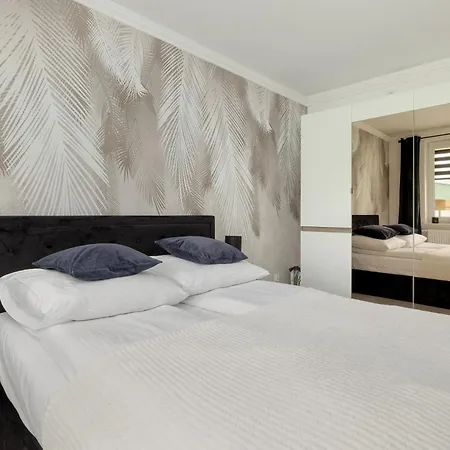 Jantar - Miodowy Dom City Center Apartment Kolobrzeg