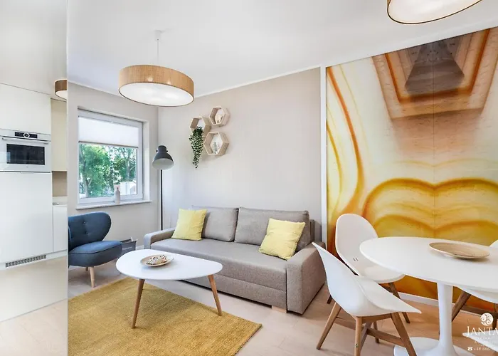 Jantar - Miodowy Dom Center Kołobrzeg